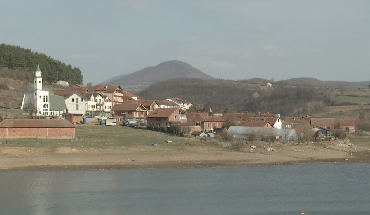  PODUJEVË: Shtëpitë e ndërtuara në zonë të mbrojtur nuk kyçen në kanalizim