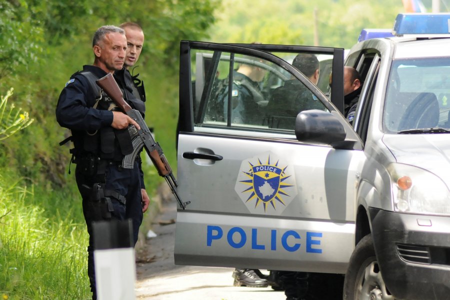  Policia e Kosovës kërkon ndihmën e qytetarëve për ta arrestuar këtë person |FOTO