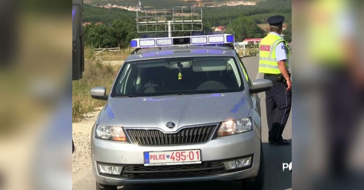  Aksident mes tri veturave në Lupç, nuk raportohet për të lënduar