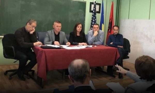  Kirurgët nuk i përgjigjen grevës së organizuar nga sindikata, vazhdojnë punën normalisht