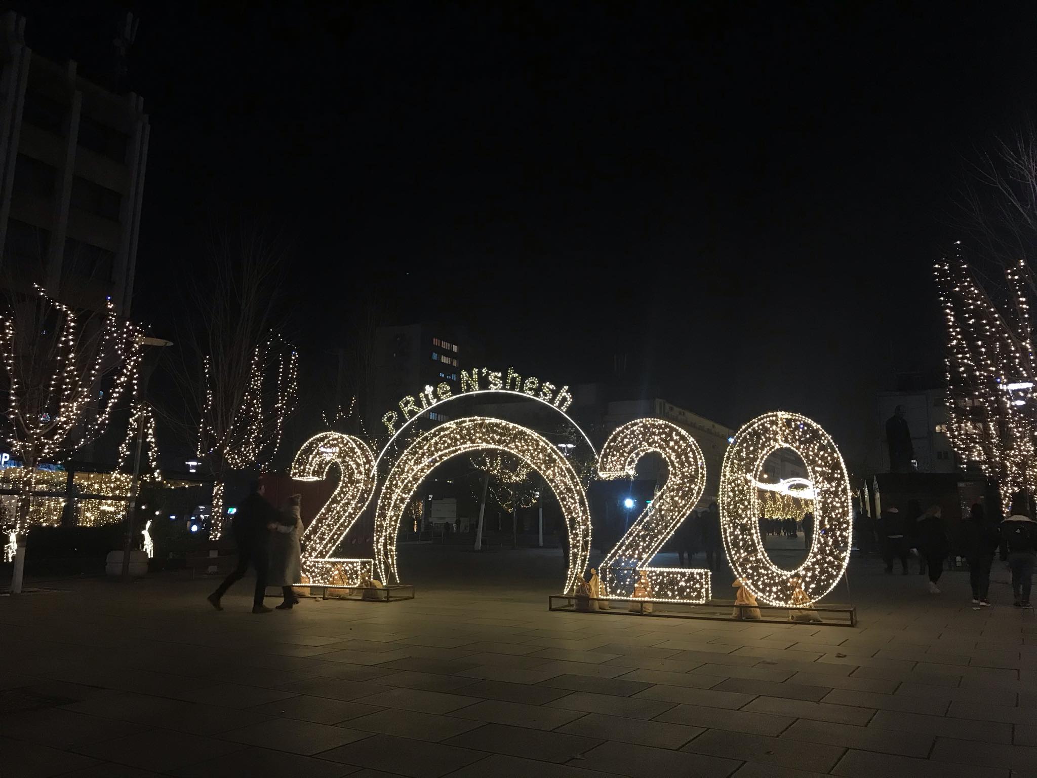  Ndriçohet Prishtina për festat e fundvitit | PAMJE