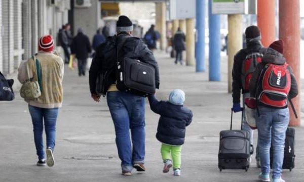  43% e qytetarëve mendojnë seriozisht të largohen nga Kosova