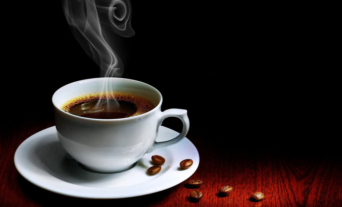  Mos e pini më kurrë kafenë e nxehtë, studimi tregon nga çfarë rrezikoheni