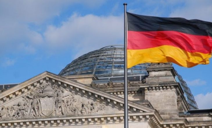  Ambasada e Gjermanisë ka një njoftim me rëndësi për ata që do të udhëtojnë nga Kosova në Gjermani