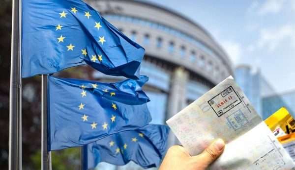  REL: Rriten gjasat për liberalizimin e vizave për Kosovën
