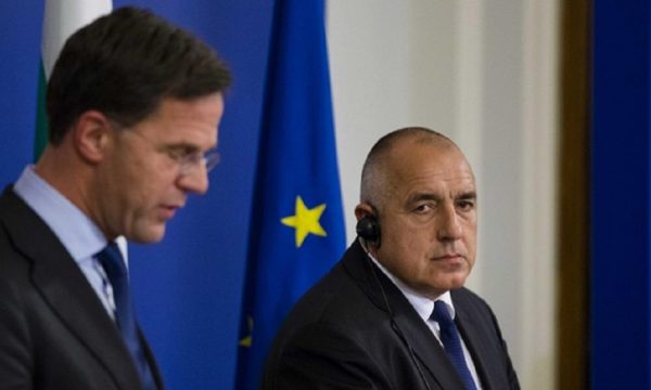  Tensione në samitin e BE-së, kryeministri bullgar e quan homologun holandez “polic i Evropës”