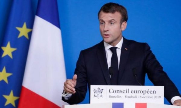  “Nëse Macron do që të ketë sukses Samiti i Parisit duhet t’ua japë vizat Kosovarëve”