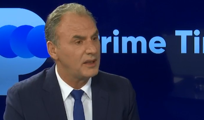  Fatmir Limaj lavdon PDK-në e LDK-në: Janë parti shtetformuese