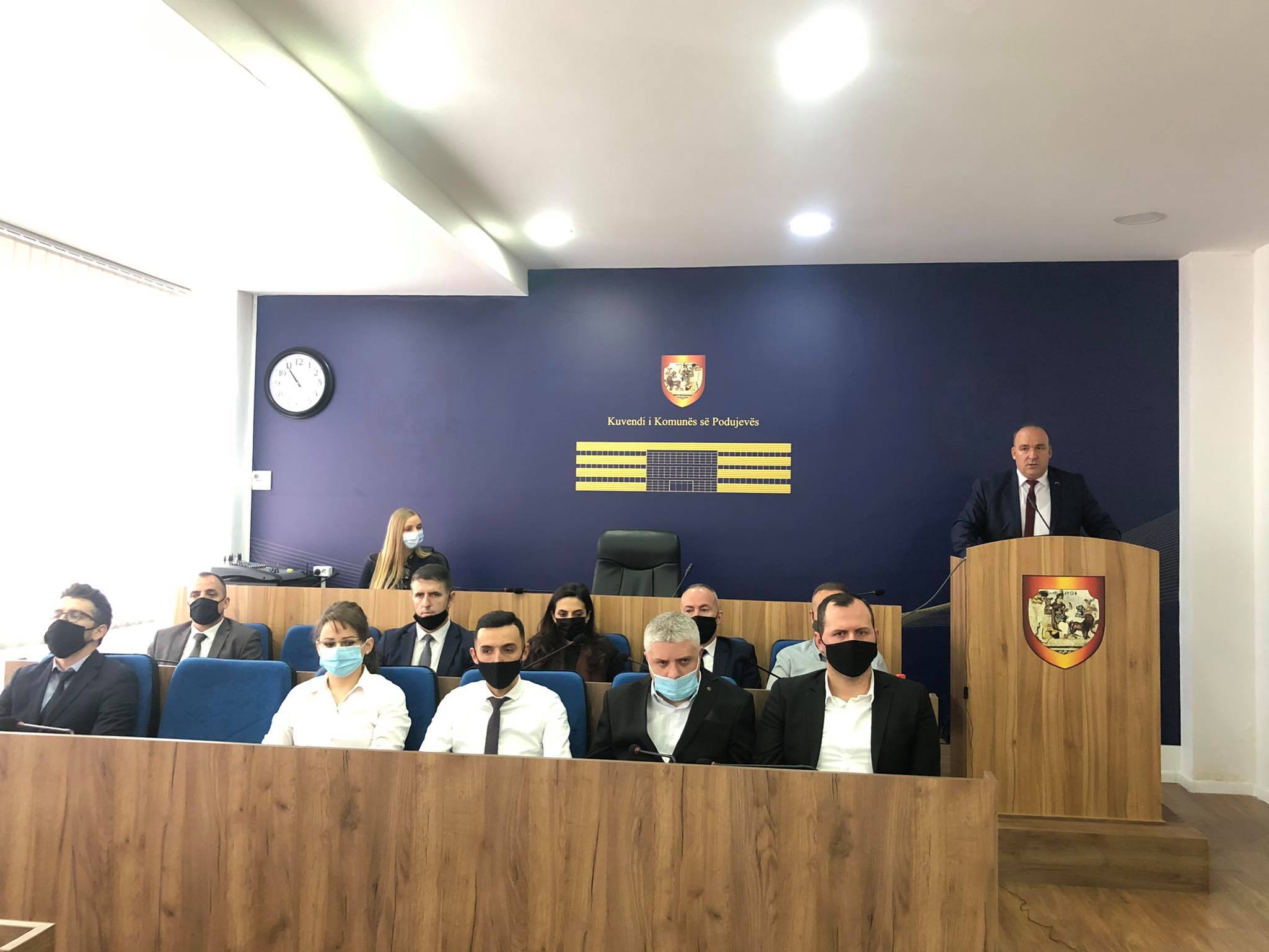 Shpejtim Bulliqi prezantoi kabinetin qeverisës të Komunës së Podujevës