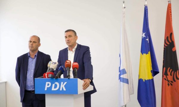  Lladrovci letër të hapur PDK’së pas rezultatit të 14 shkurtit, kërkon dorëheqje masive në nivel të Kosovës