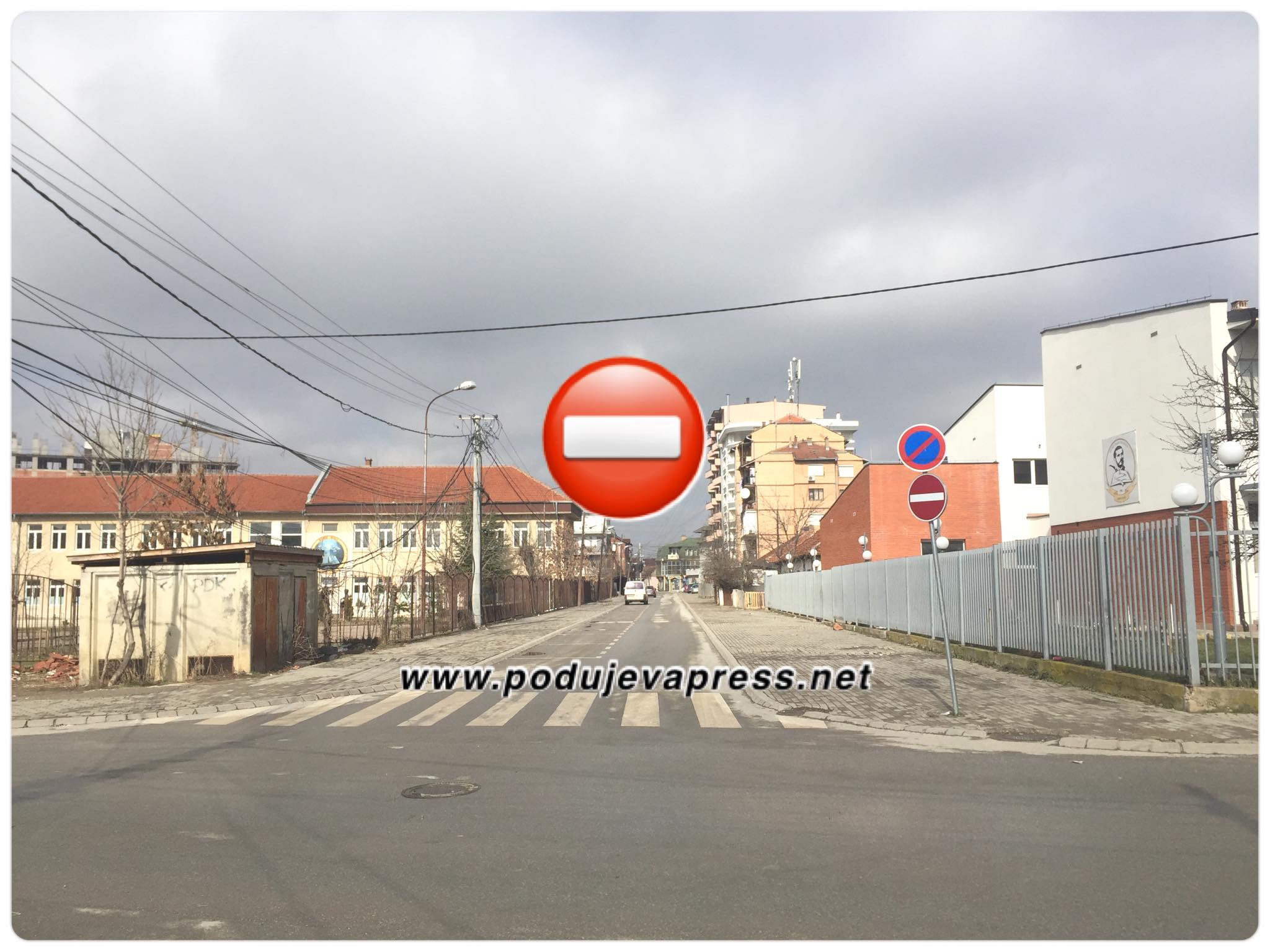 KUJDES, punimet në shesh, Komuna e Podujevës ndryshon kahjet e disa rrugëve në qytet |FOTO