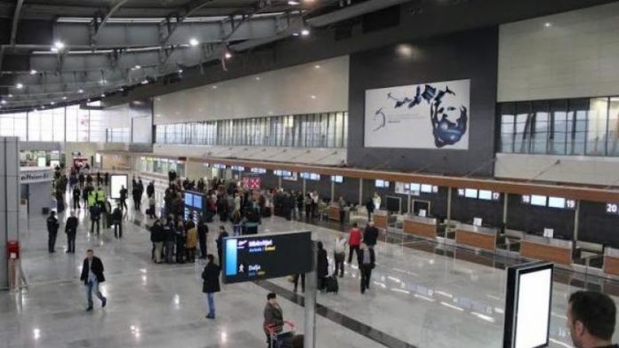  Aeroporti i Prishtinës lëshon njoftim të rëndësishëm për ata që duan të udhëtojnë