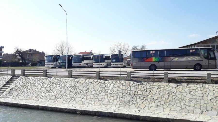  Transportuesit e udhëtarëve të Podujevës paralajmërojnë grevë në gjithë vendin