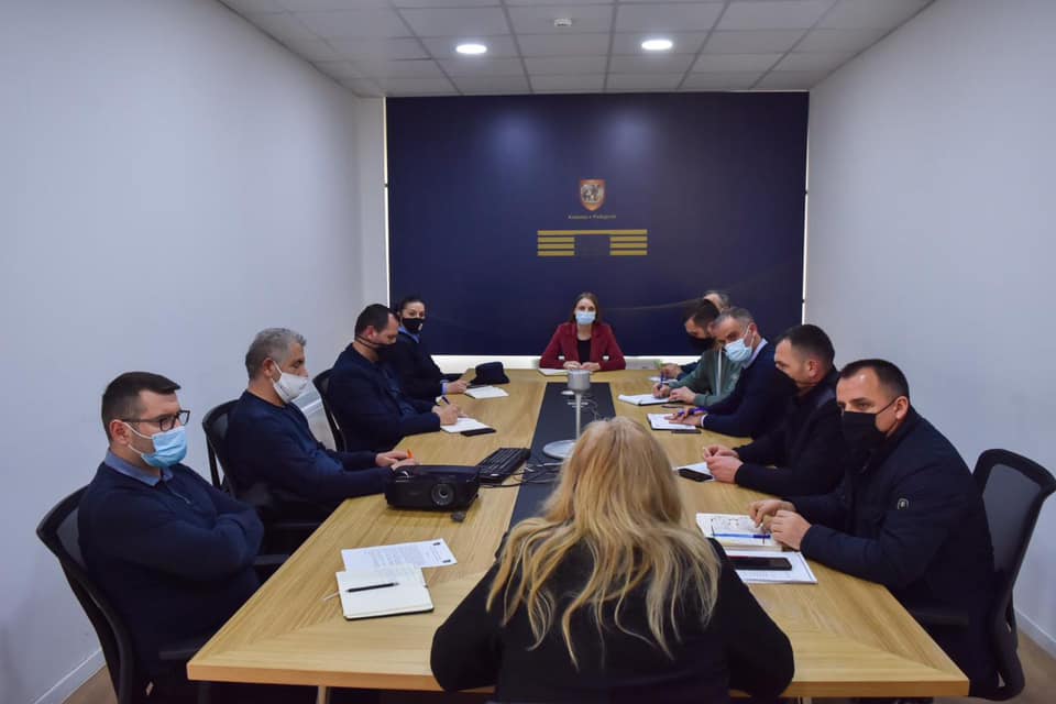  Shtabi Emergjent në Podujevë kërkon zbatim të masave mbrojtëse kundër COVID-19