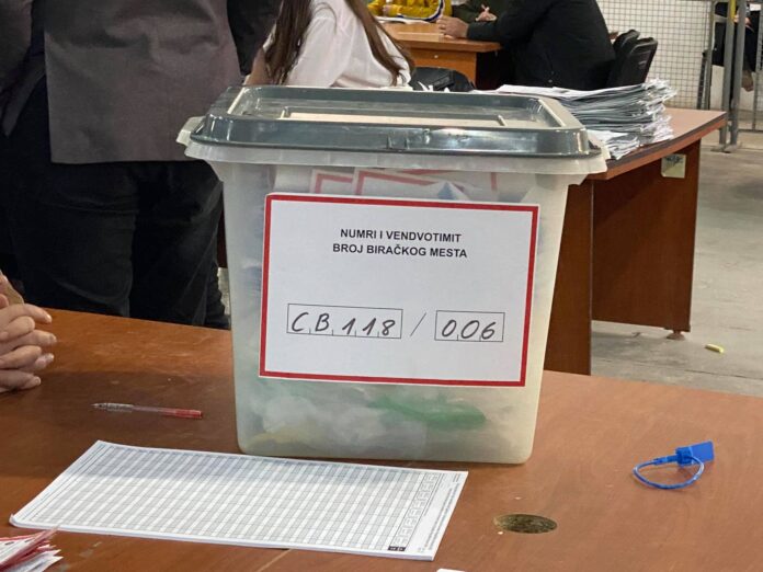  Dëshmohet edhe në QNR manipulimi me vota për Meliza Haradinaj: Në një qendër votimi në Podujevë ju shtuan kaq vota