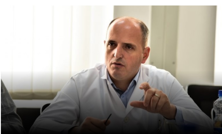  Onkologu kandidat për kryetar të komunës së Podujevës, kolegët e QKUK-së i urojnë suksese