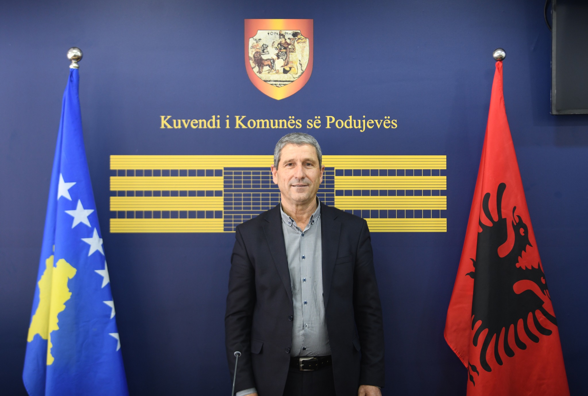  Hilmi Hoxha nga PDK zgjedhet kryesues i kuvendit të komunës së Podujevës