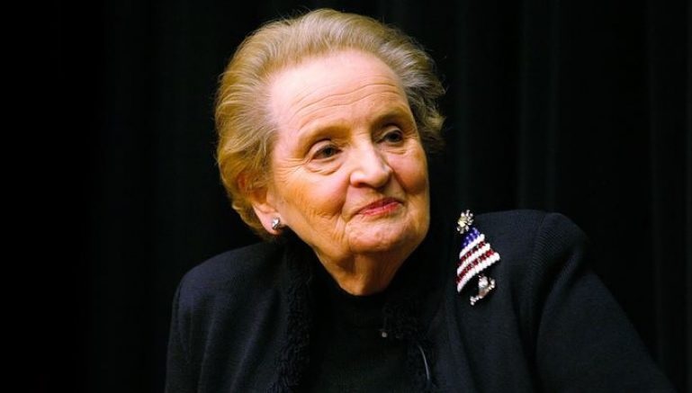  LAJMI I FUNDIT: Vdiq ish-Sekretarja e Shtetit, Madeleine Albright