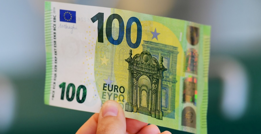  Zëdhënësi i Qeverisë tregon kur pritet të dalin 100 eurot për studentët
