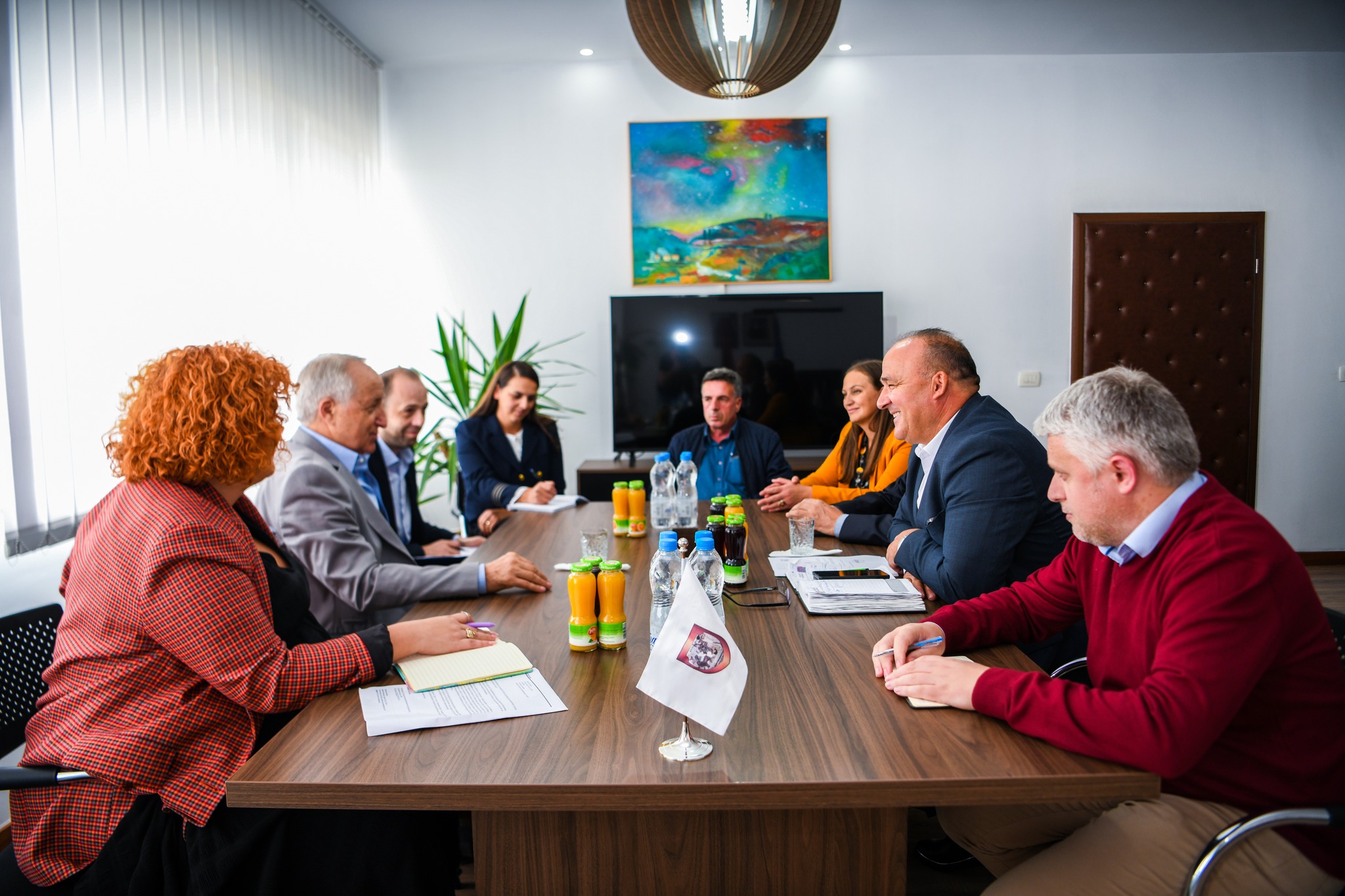  Ministri i Shëndetësisë Rifat Latifi i vjen për vizitë Shpejtim Bulliqit në Podujevë