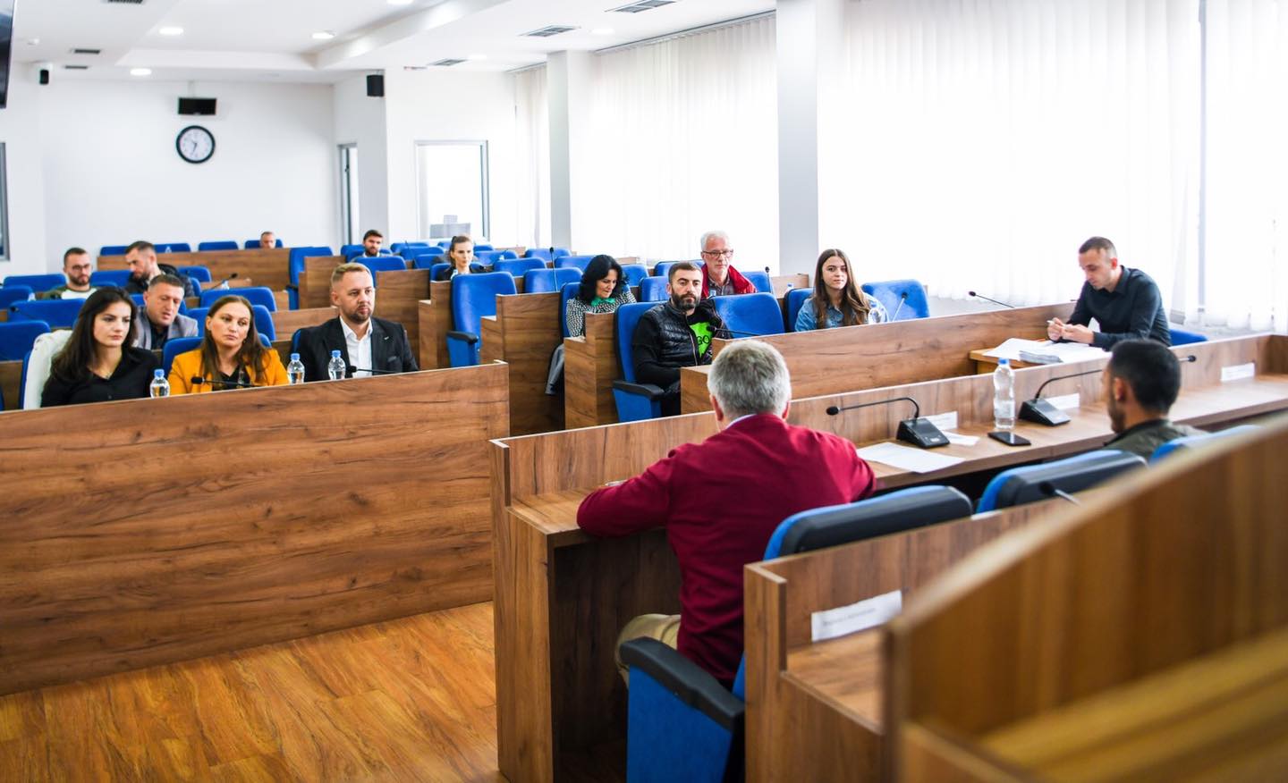  Podujevë: U mbajt mbledhja e Komitetit për Politikë dhe Financa