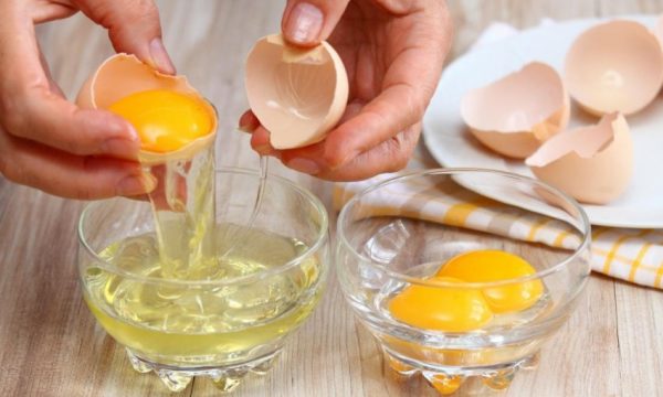  A mund të konsumoni vezë nëse keni kolesterol të lartë?