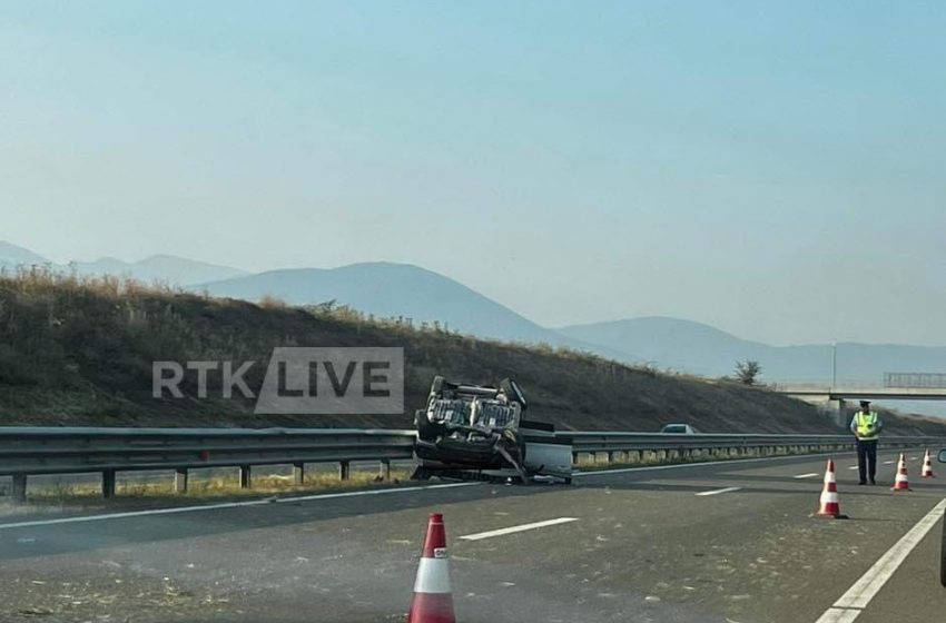  Vetaksident në autostradë: Gruaja vdes, shoferi dhe fëmijët me lëndime serioze