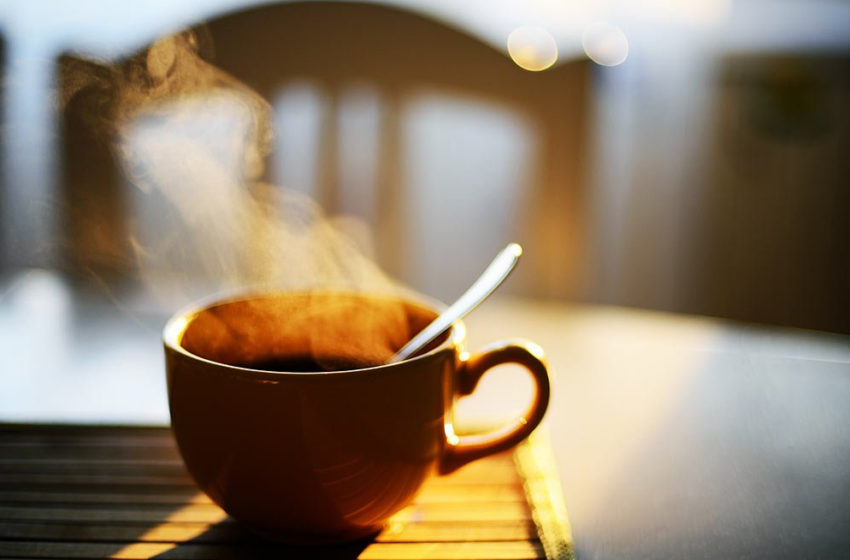  A është mirë të pish kafe kur je i sëmurë?