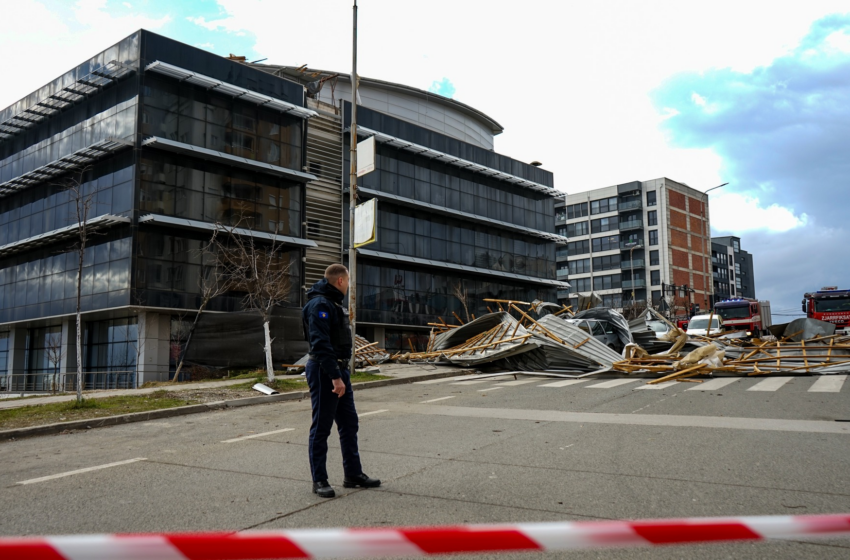  Këta janë dy personat që u arrestuan për rëninen e kulmit në objektin e Komunës së Prishtinës