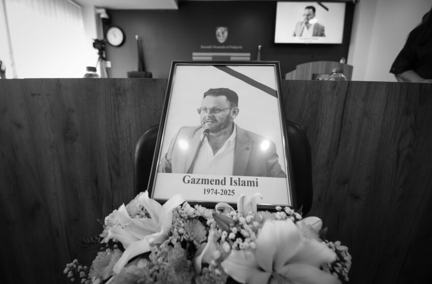  Podujevë: Mbledhje komemorative për anëtarin e Kuvendit, Gazmend Islami