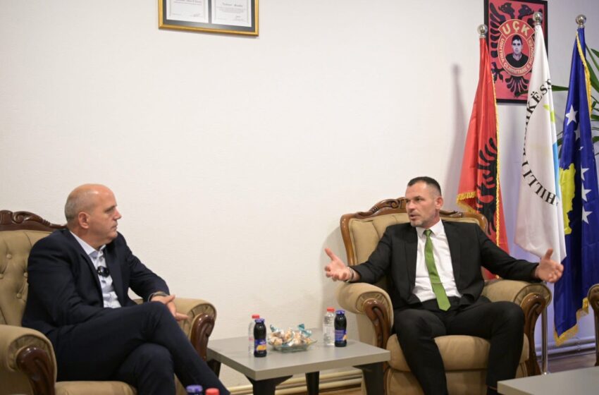  Ekrem Hyseni viziton Bashkësinë Islame të Podujevës: “Çdo kërkesë e tyre do të trajtohet me prioritet”