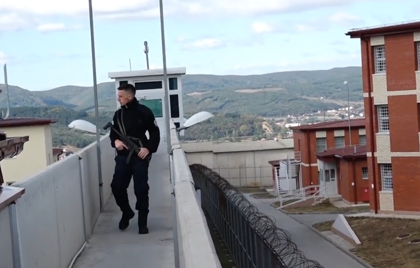  Shteti dobëson punëtorët e Shërbimit Korrektues, ua heq pagesat e ndërrimeve të natës, rrezikshmërisë dhe festave