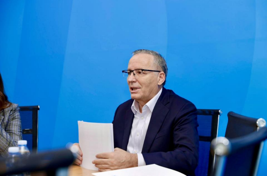  A mund të ketë Vjosa Osmani bashkëpunim me PDK-në, flet Bedri Hamza